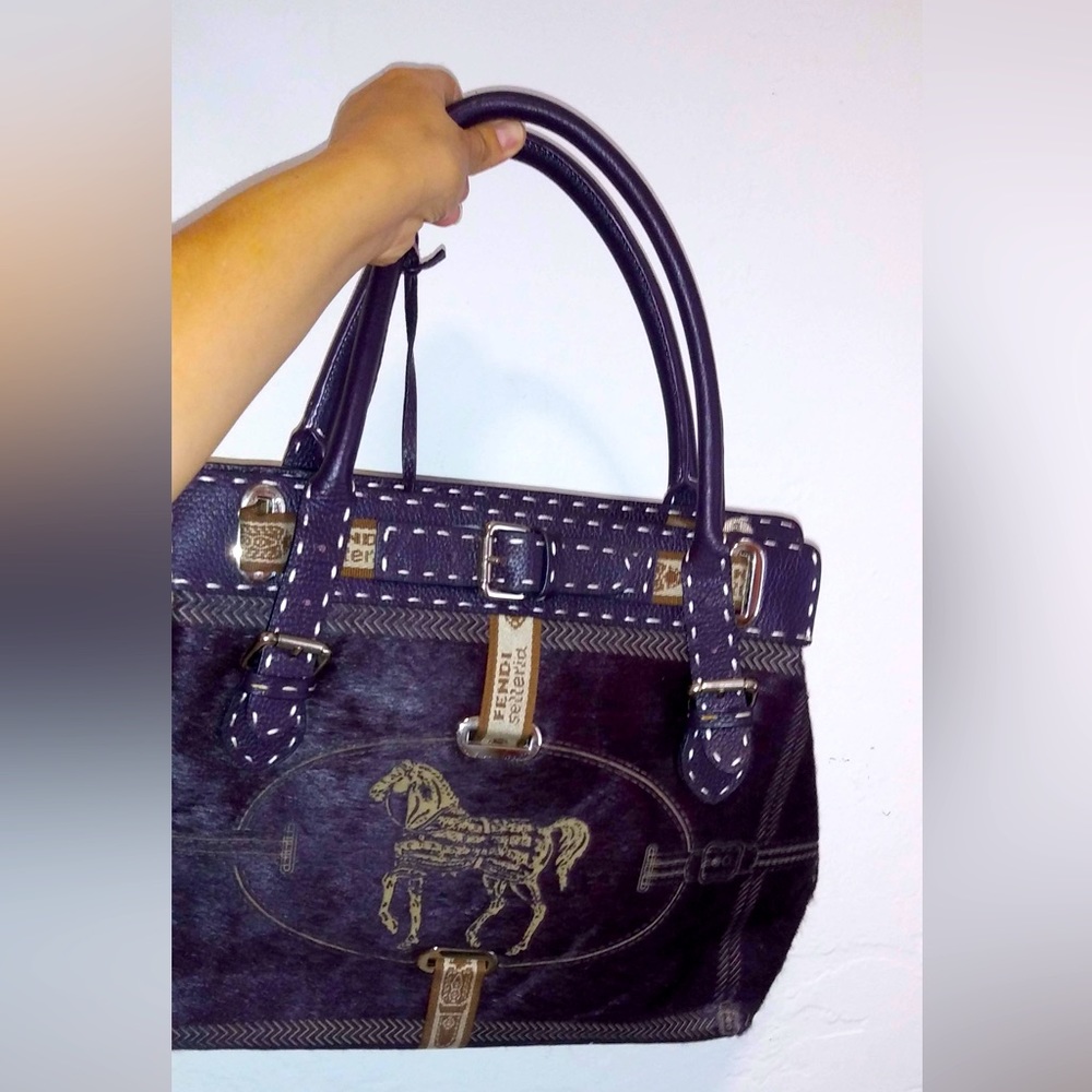 FENDI - Picture 3 of 7